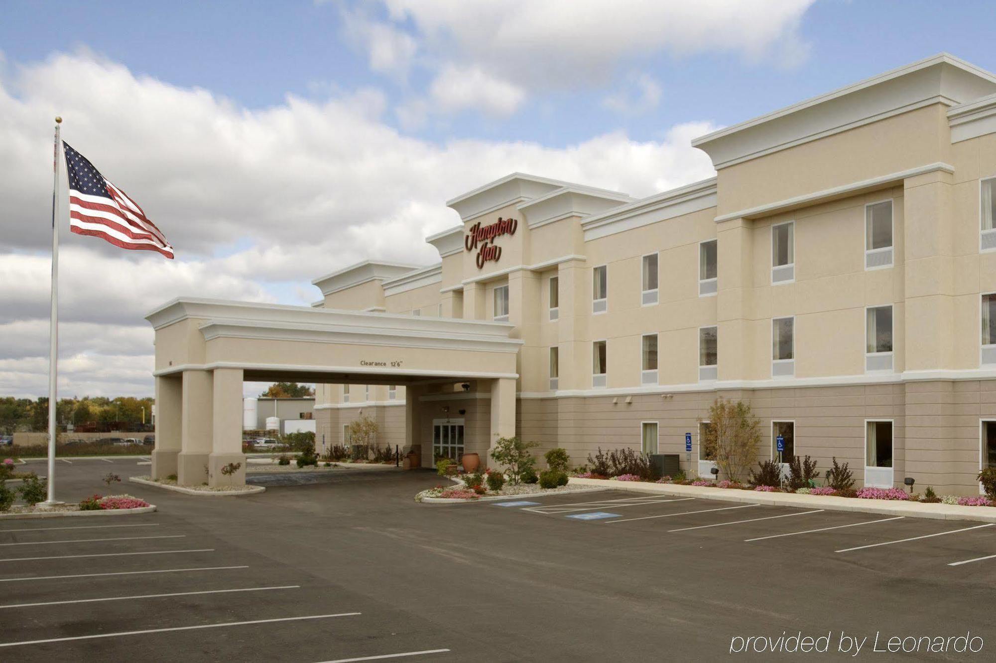 Hampton Inn Goshen Exterior photo